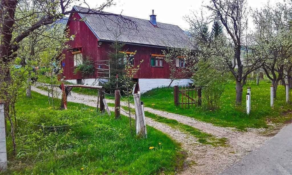 Draga Koncar Guest House Vrelo Korenicko Luaran gambar